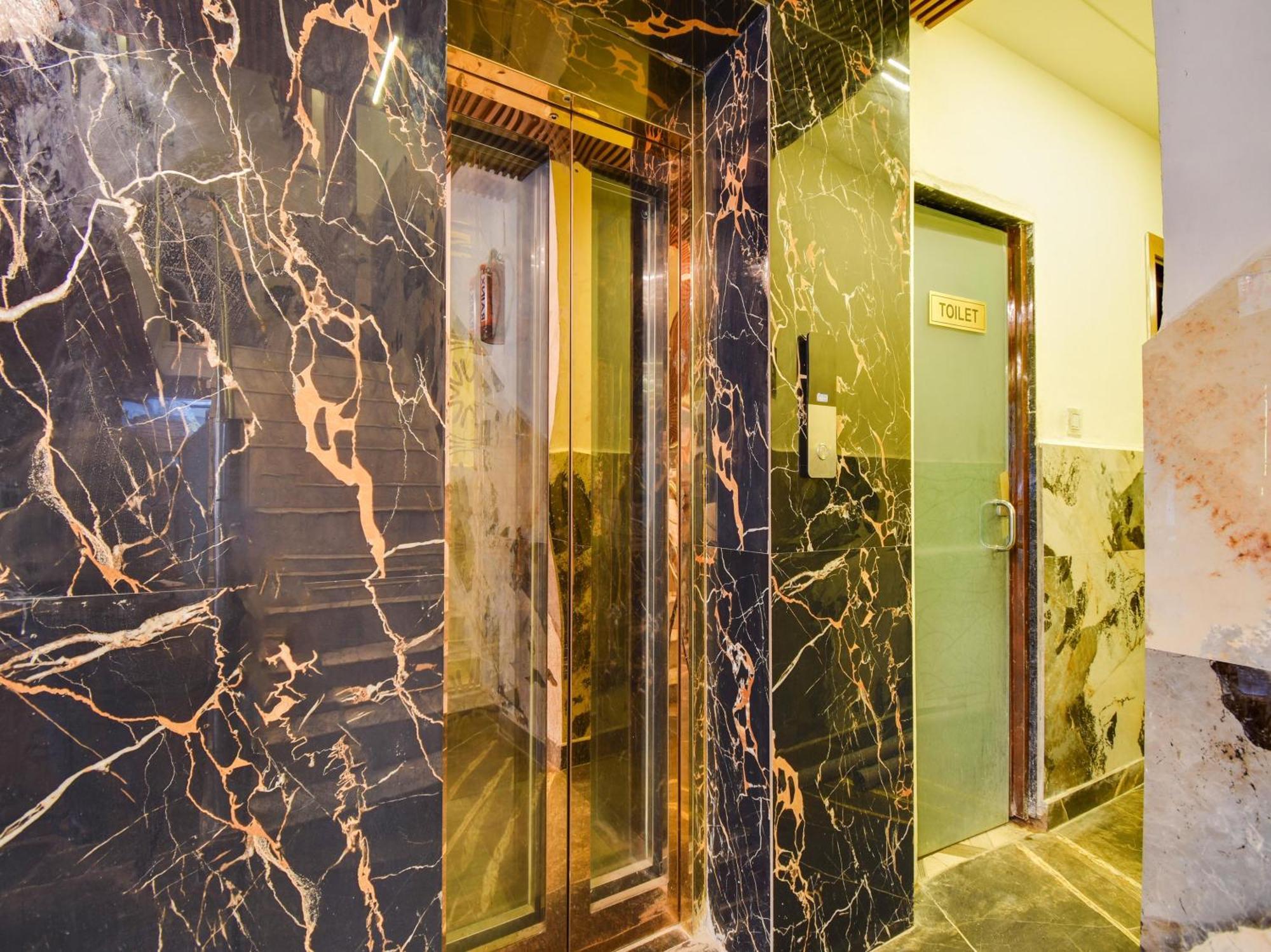 Hotel O Double Rr 新德里 外观 照片